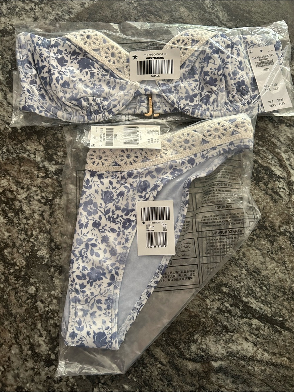 NWT Hollister Women’s Small Blue Floral Crochet Trim Bikini Set